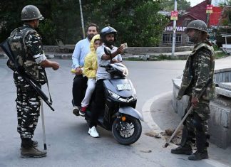 अनुच्छेद 370 हटाने के तीन साल : हमने क्या खोया क्या पाया?