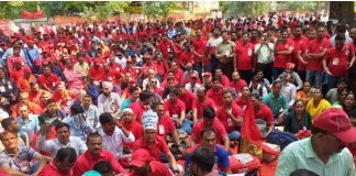 रक्षा कर्मचारी संगठनों ने किया जंतर-मंतर पर प्रदर्शन