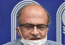 सुप्रीम कोर्ट ने ने प्रशांत भूषण के खिलाफ अवमानना केस को बंद किया