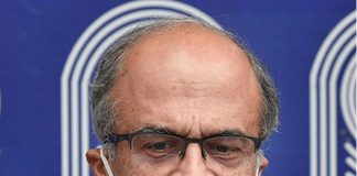 सुप्रीम कोर्ट ने ने प्रशांत भूषण के खिलाफ अवमानना केस को बंद किया