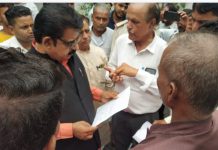 इंदौर में संयुक्त किसान मोर्चा ने किया सांसद कार्यालय पर प्रदर्शन