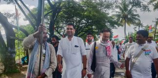 भारत जोड़ो यात्रा में शामिल नागरिक समाज समूह ने आमलोगों से किया संवाद