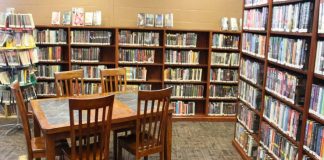 पुस्तक विमुख समाज में