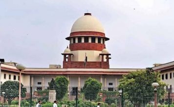 गरीबी दूर करने के लिए रोजगार के अधिकार की जरूरत है, आरक्षण की नहीं