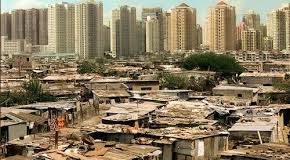 अमीर-गरीब में बढ़ती खाई को राजनीति का मुद्दा बनाएं