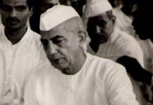 चौधरी चरण सिंह : धन-दौलत की बेईमानी से कोसों दूर, परंतु सत्ता की चाहत भी कम नहीं।