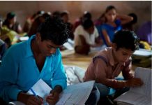 केंद्र सरकार ने वंचित वर्गों को प्री-मैट्रिक स्कॉलरशिप देने से किया इनकार