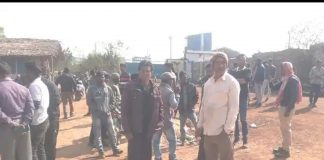 झारखंड के चाकुलिया में स्टार रीज पेपर प्रा लि के मजदूरों का आंदोलन शुरू