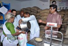 नई मुफ्त अनाज योजना से गरीबी बढ़ेगी