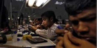 सूरत में 5000 डायमंड श्रमिकों की गई नौकरी, दो महीने में 24 कारखाने हुए बंद