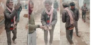 शाहजहांपुर में ठंड से पत्नी की मौत, बेबस गरीब को भीख माँगकर करना पड़ा अंतिम संस्कार