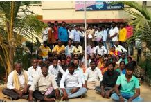 आंबेडकर प्रतिमा लगाने पर हिंदू वाहिनी के सदस्यों ने दलित युवक को पीटा