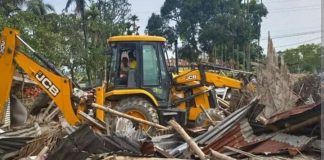 उप्र के गोंडा में दशकों से बसी दलित बस्ती पर चला बुलडोजर