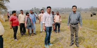 धनबाद में बीसीसीएल के कोलवाशरी से जमीन हुई बंजर; किसानों का प्रदर्शन