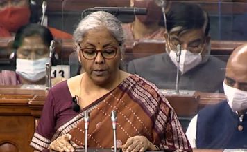 मोदी सरकार के अमृत काल की उपलब्धियों के दावे कितने सही?