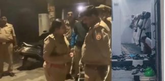 अपनी ही दुकान में रमजान की नमाज पढ़ने से रोका; उप्र पुलिस ने नमाजियों पर ही लगा दिया जुर्माना