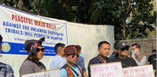 बेदखली के विरोध में मणिपुर के आदिवासियों का जंतर-मंतर पर प्रदर्शन