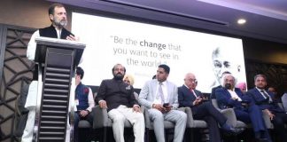 लोकतंत्र की अस्मिता का सवाल : दो तारीखें