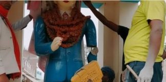 आजमगढ़ में आंबेडकर की प्रतिमा के साथ तोड़फोड़, दलित समाज का प्रदर्शन