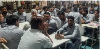 बेलसोनिका ने 11 स्थायी मजदूरों को काम से निकाला