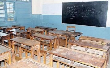 कर्नाटक में स्कूली शिक्षा बेहाल; शिक्षकों के 57 फीसदी से ज्यादा पद खाली