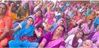 नियमितीकरण समेत विभिन्न माँगों को लेकर आँगनवाड़ी कार्यकर्ताओं का प्रदर्शन