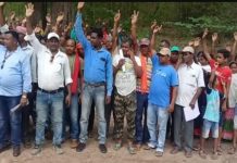 मुआवजे सहित विभिन्न माँगों को लेकर यूसिल माइंस के मजदूरों का प्रदर्शन