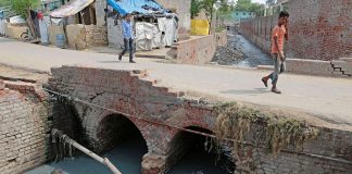 अब भी कितनी गंदी है गंगा, कौन है जिम्मेवार