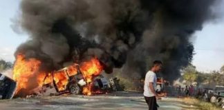 मणिपुर में भड़की हिंसा के मद्देनजर हजारों लोगों ने राष्ट्रपति शासन लगाने की माँग की