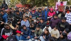 पहलवानों के लिए उमड़ा समर्थन का सैलाब