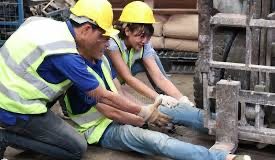 वर्ष 2017 से 2020 के बीच दुर्घटनाओं के चलते प्रतिदिन तीन मजदूरों की मौत