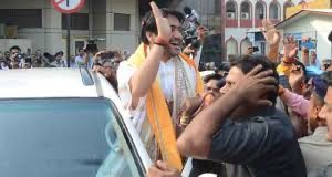 प्रोपेगेंडा की राजनीति के बाबा