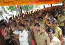 तमिलनाडु में विभिन्न माँगों को लेकर ऑटोचालकों का विरोध प्रदर्शन