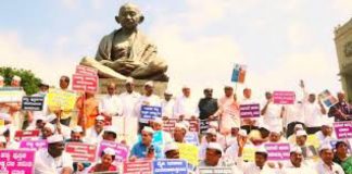 इतिहास पढ़ाने में पाकिस्तान की नकल