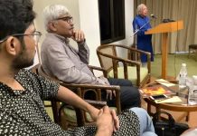 क्या लेखक को अपने समय में हस्तक्षेप नहीं करना चाहिए?