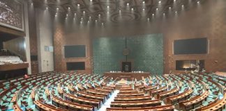 अगर राष्ट्रीय एकता की परवाह है तो परिसीमन के बहाने उत्तर-दक्षिण का द्वंद खड़ा मत कीजिए