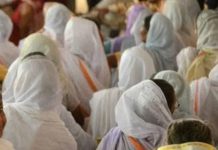 विधवा पर बंदिशें क्यों?