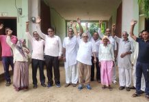 सर्व सेवा संघ व साधना केंद्र को बचाने के लिए लोकतांत्रिक समाजवादी पार्टी ने किया विरोध प्रदर्शन