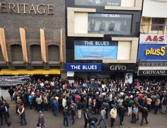 जहाँ का खाना खाकर सैकड़ों की तादाद में आईएएस, आईपीएस, जज, प्रोफेसर, एक्टर, नेता बने ! kamla Nagar Delhi