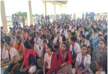 छत्तीसगढ़ में विभिन्न माँगों को लेकर स्वास्थ्यकर्मियों की अनिश्चितकालीन हड़ताल Protest of Health Workers Chhattisgarh