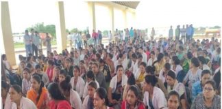 छत्तीसगढ़ में विभिन्न माँगों को लेकर स्वास्थ्यकर्मियों की अनिश्चितकालीन हड़ताल Protest of Health Workers Chhattisgarh