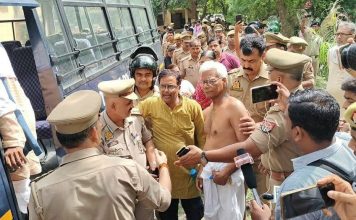 अदालत में मामला लंबित होने के बावजूद, पुलिस के बल पर, सरकार ने सर्व सेवा संघ परिसर पर किया कब्जा; कार्रवाई की चौतरफा निंदा sarva seva sangh