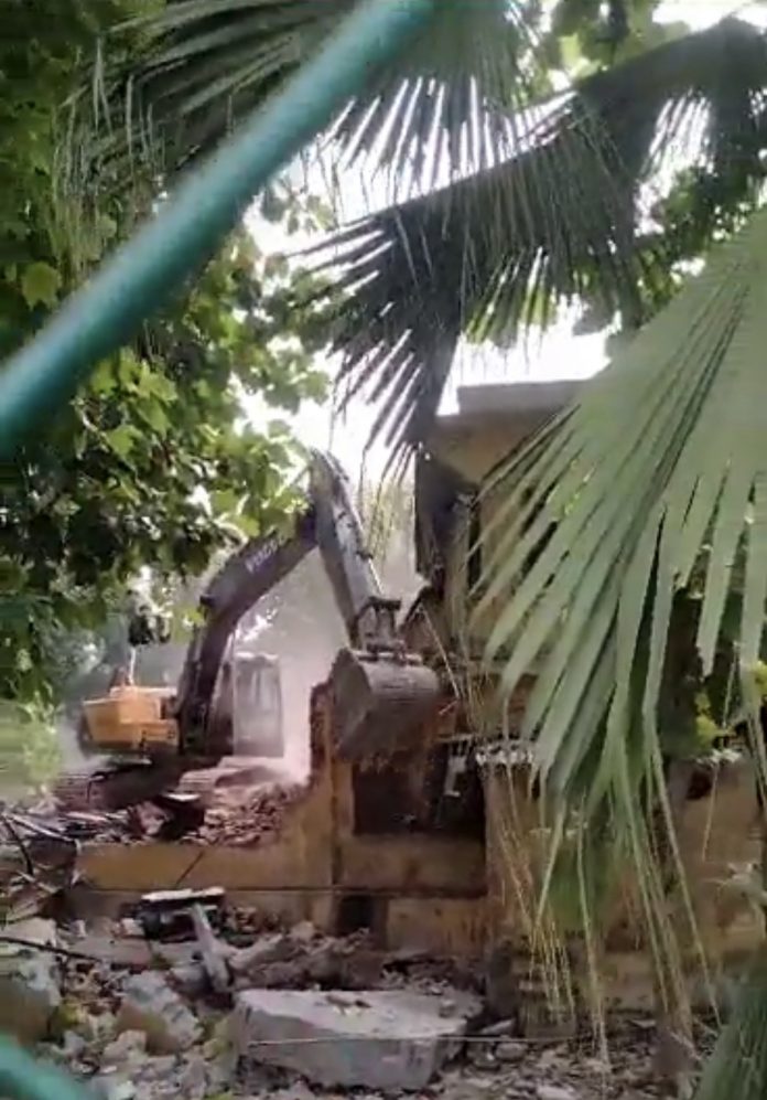 Bulldozer on sarva seva sangh