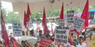 कुरुक्षेत्र में निर्माण व मनरेगा मजदूरों ने किया सांप्रदायिक व मजदूर-विरोधी नीतियों के खिलाफ प्रदर्शन