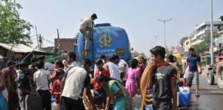 भारत में दिनोदिन बढ़ते जल संकट का समाधान क्या है