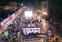 अधिनायकवाद की शुरुआत नागरिकों की सहमति से होती है?