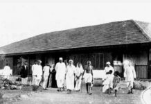 आश्रम जीवन