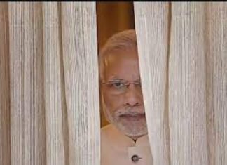 आलोचना से क्यों डरती है सरकार