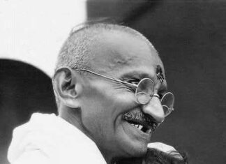 अतीत के सुनहरे व भावुक पल