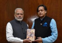 What is Shashi Tharoor’s take on ‘Bipartisanship’?